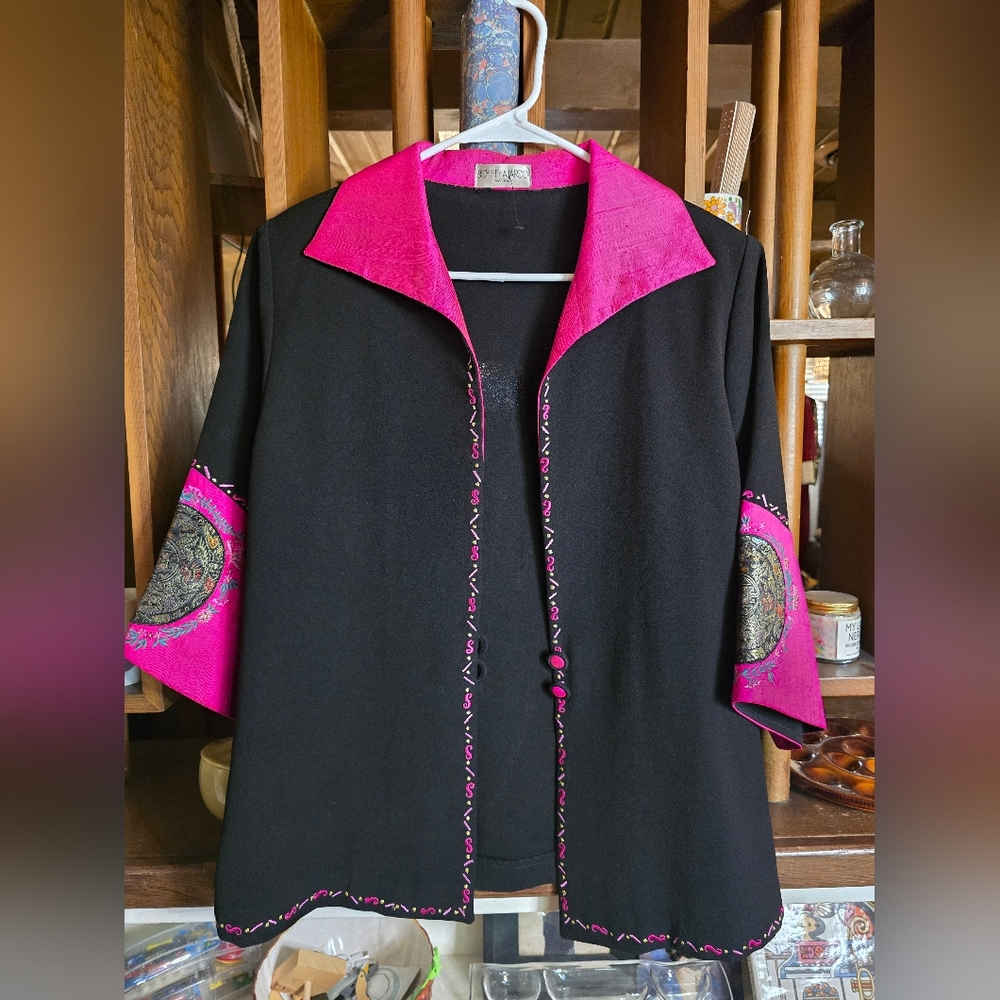 Boyet Fajardo Manila Vintage Black and Pink Embroidered Jacket Blazer